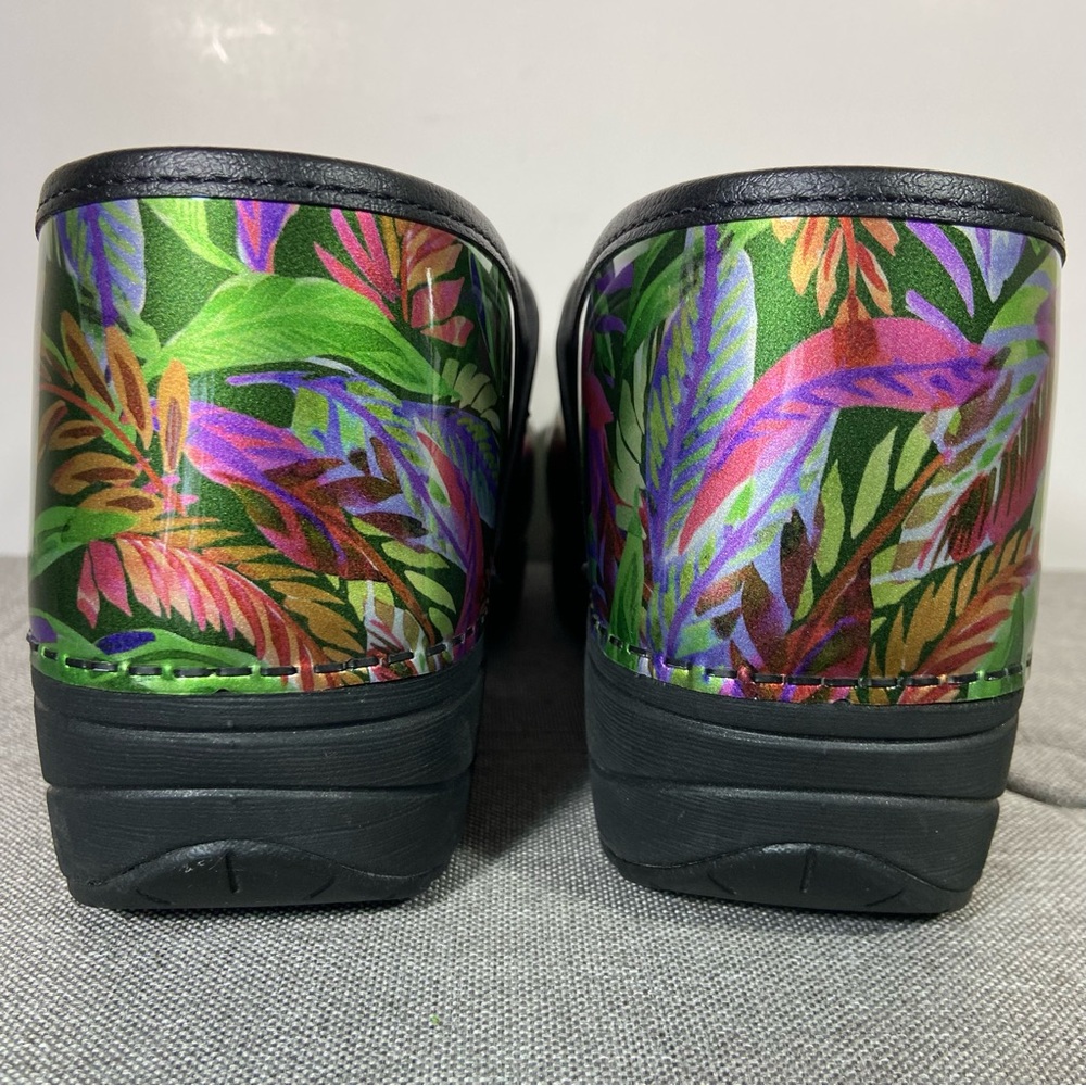 Dansko XP 2.0 Multicolor Leaf Pattern Clogs- woma… - image 5